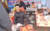Tặng 1000 áo phao cho hàng chục bến khách ngang sông Hồng