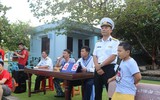 Đánh bóng chuyền sáng mùng 2 Tết ở Trường Sa
