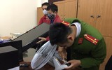 Cận cảnh những thiết bị dùng để quay lén các cặp đôi 