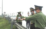 Tinh thần làm nhiệm vụ tại 30 chốt cách ly xã hội ở cửa ngõ ra vào thành phố phải là 