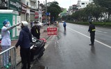 Những chốt chặn hiệu quả chống dịch Covid-19 ở hai đầu cầu Long Biên, Chương Dương