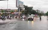 Đường phố đông đúc, Cảnh sát giao thông Hà Nội tất bật trong ngày đầu nới lỏng giãn cách xã hội