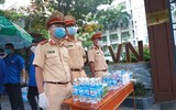 Cảnh sát giao thông Thủ đô tiếp sức cho thí sinh chống Covid-19, vượt vũ môn