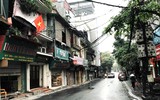Đường phố Hà Nội ngày thứ 2 thực hiện cách ly toàn xã hội