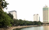 Hình ảnh những chốt trực chống tập trung đông người, phòng dịch bệnh quanh hồ Giảng Võ