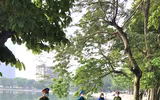 Hình ảnh những chốt trực chống tập trung đông người, phòng dịch bệnh quanh hồ Giảng Võ