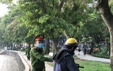 Hình ảnh những chốt trực chống tập trung đông người, phòng dịch bệnh quanh hồ Giảng Võ