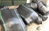 Cận cảnh cơ sở sản xuất hàng nghìn áo thể thao giả các thương hiệu lớn