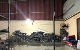 Cận cảnh cơ sở sản xuất hàng nghìn áo thể thao giả các thương hiệu lớn