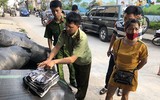 Cận cảnh cơ sở sản xuất hàng nghìn áo thể thao giả các thương hiệu lớn