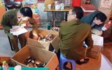 Toàn cảnh vụ phát hiện và thu giữ hàng nghìn sản phẩm kích dục trong kho hàng ở Hà Nội