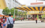 Lực lượng công an bảo vệ ngày đầu học sinh toàn thành phố trở lại trường học