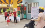 Lực lượng công an bảo vệ ngày đầu học sinh toàn thành phố trở lại trường học