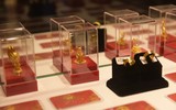 Lo sợ virus Corona, khách hàng không còn chen chúc cửa hàng vàng ngày Thần Tài