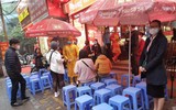Lo sợ virus Corona, khách hàng không còn chen chúc cửa hàng vàng ngày Thần Tài