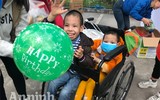 Ấm áp tình người tại Hội chợ 0 đồng Bệnh viện Nhi Trung ương