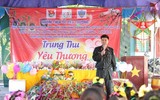 Mang Trung thu đến với trẻ mồ côi nương cửa Phật