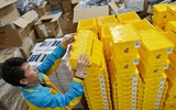 Chùm ảnh Trung Quốc bùng nổ mua hàng trực tuyến nhân 
