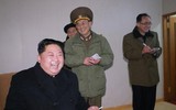 Triều Tiên công bố hình ảnh ông Kim Jong-un vui mừng theo dõi vụ phóng tên lửa