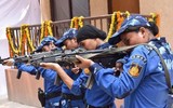 [Ảnh] Cận cảnh kỹ năng điêu luyện của đội đặc nhiệm SWAT toàn nữ đầu tiên của Ấn Độ