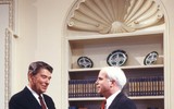 Cuộc đời Thượng nghị sĩ Mỹ John McCain - từ sỹ quan hải quân đến ứng viên Tổng thống