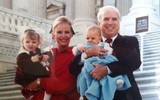 Cuộc đời Thượng nghị sĩ Mỹ John McCain - từ sỹ quan hải quân đến ứng viên Tổng thống