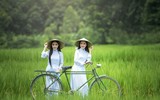 [Ảnh] Bất ngờ với tiêu chí sắc đẹp đối lập nhau ở phụ nữ các nước
