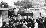 [Ảnh] Nhìn lại vụ sinh viên Iran chiếm Đại sứ quán Mỹ ở Tehran năm 1979