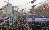 [Ảnh] Hàng trăm nghìn người dân Iran tuần hành kỷ niệm 40 năm cách mạng Hồi giáo