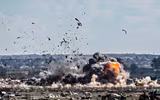 [Ảnh] Cận cảnh giao tranh dữ dội tại thành trì cuối cùng của IS ở Syria