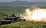 [Ảnh] Xe tăng, pháo binh Nhật Bản rầm rộ khai hỏa dưới chân núi Phú Sĩ