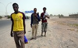 [Ảnh] Hành trình nguy hiểm của người di cư Ethiopia qua vùng chiến sự đến 