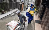 [ẢNH] Gian nan hoạt động đưa thư trên thế giới, không phải ai cũng biết