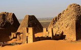 [ẢNH] Khám phá những kim tự tháp độc đáo chỉ có ở Sudan