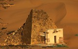 [ẢNH] Khám phá những kim tự tháp độc đáo chỉ có ở Sudan