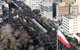 [ẢNH] Cận cảnh biển người Iran thương tiếc Tướng Soleimani