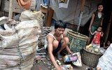 [ẢNH] Cận cảnh cuộc sống vất vả mưu sinh tại bãi rác lớn nhất thế giới