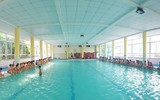 Giúp trẻ có những kỹ năng đảm bảo an toàn dưới nước