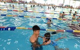 Giúp trẻ có những kỹ năng đảm bảo an toàn dưới nước