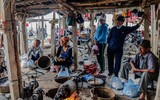 Độc đáo nghề rang ngũ cốc chợ Nủa