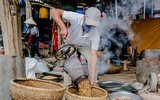 Độc đáo nghề rang ngũ cốc chợ Nủa