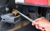 Cảnh khuyển tranh tài tấn công tội phạm, phát hiện thuốc nổ
