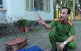 Xem cảnh khuyển truy tìm ma túy và thuốc nổ