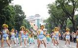 Sôi động carnival đường phố ở Hà Nội