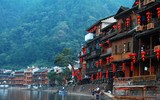 Khám phá Phượng Hoàng cổ trấn