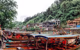 Khám phá Phượng Hoàng cổ trấn