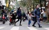Mùa xuân, mùa yêu, mùa khẩu trang xuống phố!