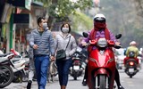 Mùa xuân, mùa yêu, mùa khẩu trang xuống phố!
