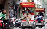 Mùa xuân, mùa yêu, mùa khẩu trang xuống phố!