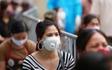 Xét nghiệm nhanh Covid-19 tại chợ đầu mối Minh Khai, Hà Nội